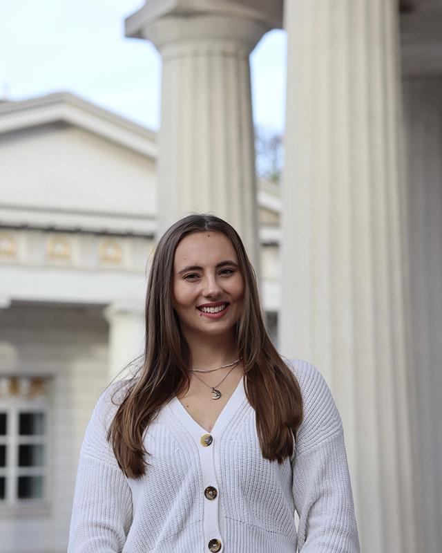 Julia Holz Impressum